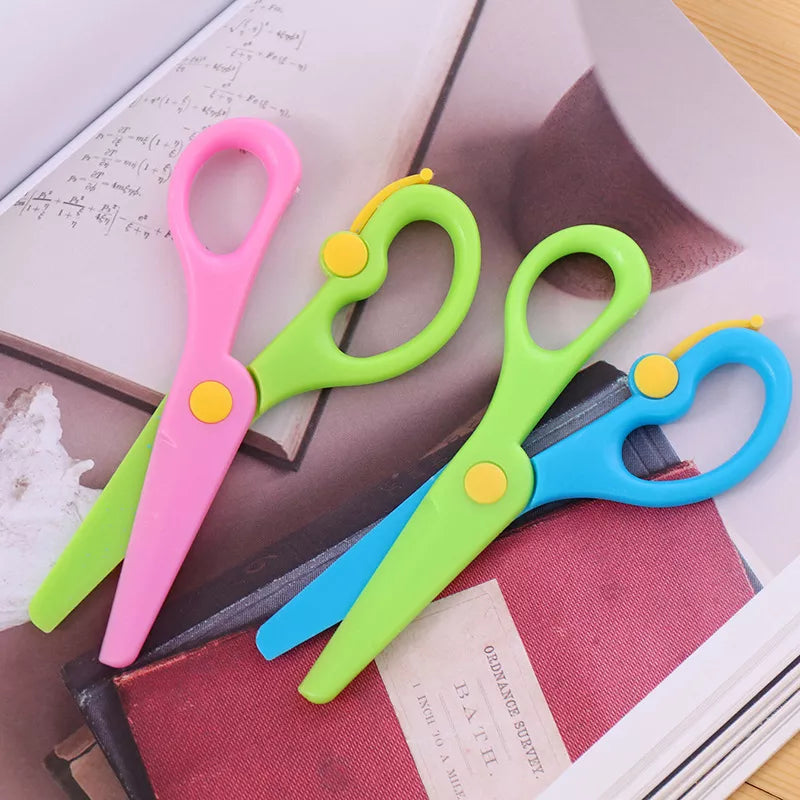 Kid-Friendly Mini Safety Scissors for Creative Crafting - Perfect for Kindergarten & School Projects